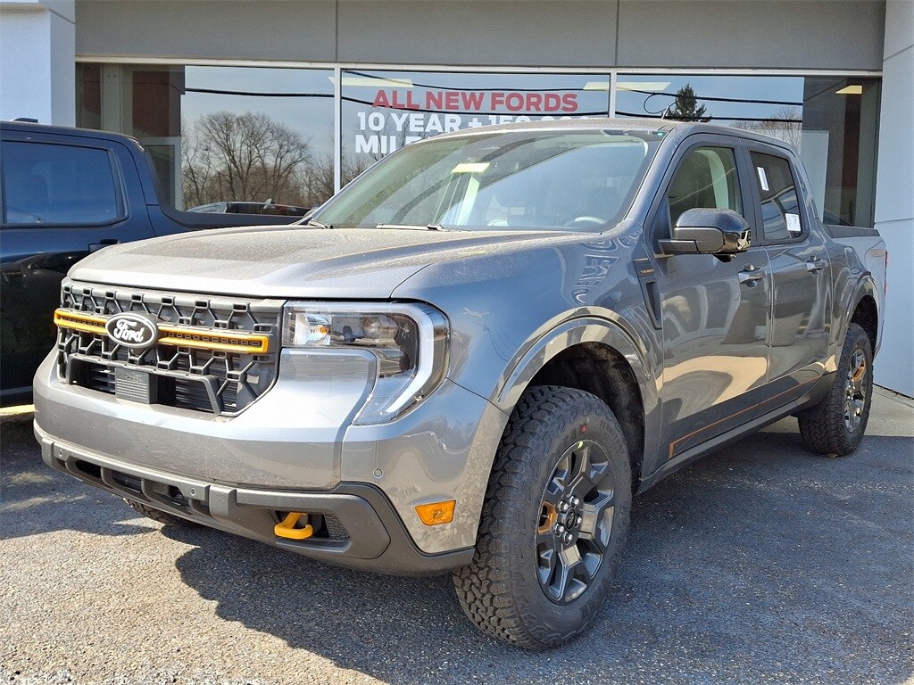 2025 Ford Maverick Lariat photo 2