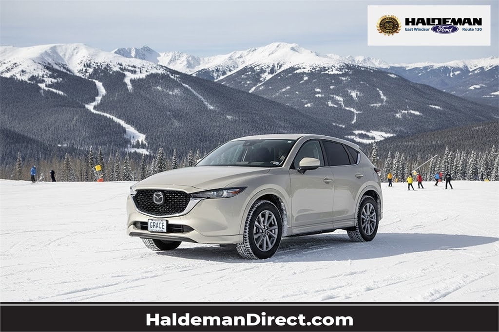 2025 Mazda CX-5 S Preferred package's photo