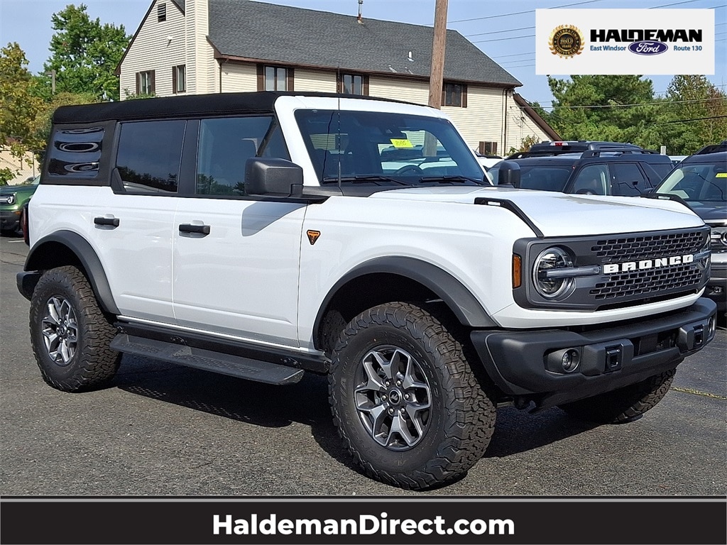 2025 Ford Bronco 4-Door Badlands's photo