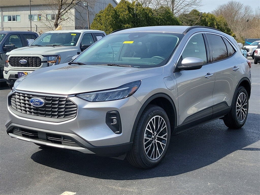 2024 Ford Escape Base photo 2
