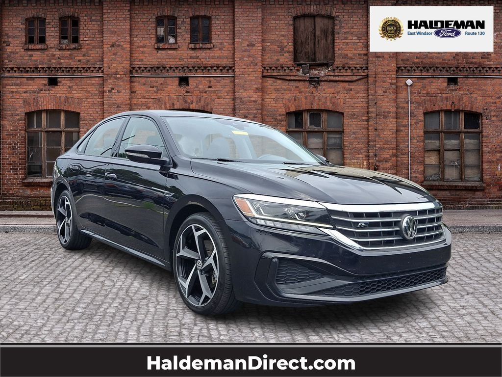 Used 2020 Volkswagen Passat 2.0T R-Line Sedan