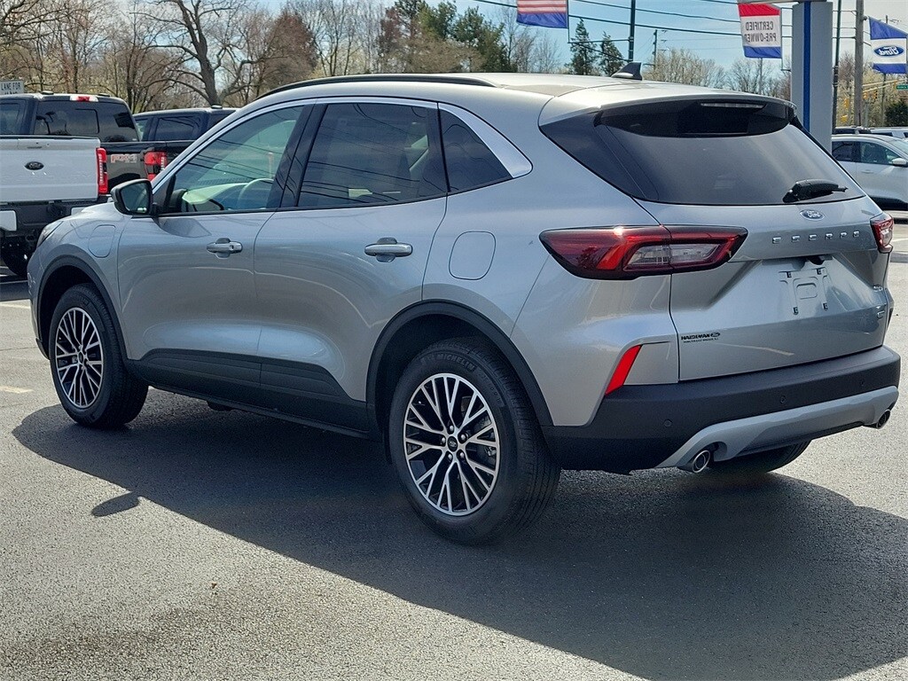 2024 Ford Escape Base photo 3