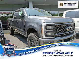 2025 Ford F-250 Lariat Truck Crew Cab