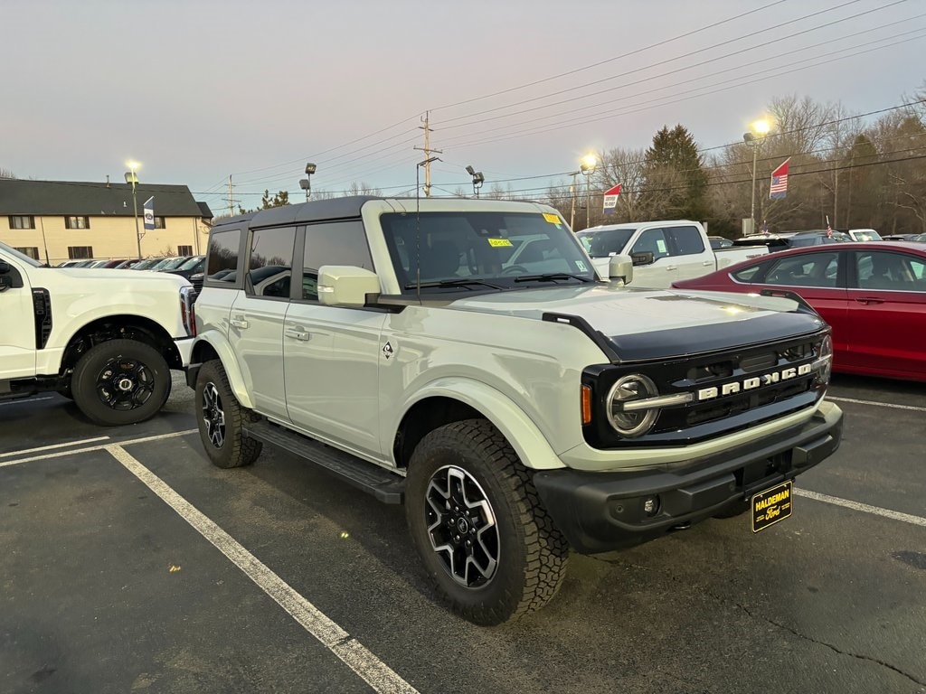 Certified 2024 Ford Bronco Outer Banks SUV