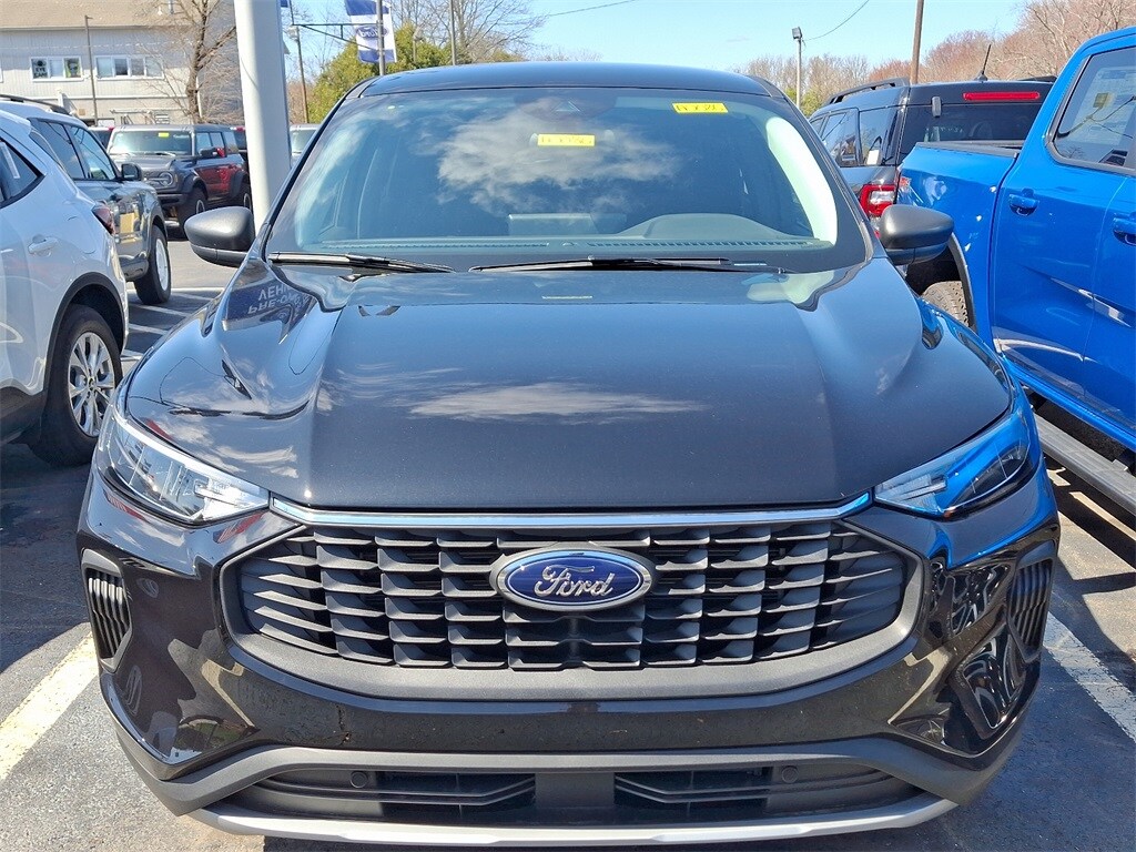 2025 Ford Escape Active photo 2