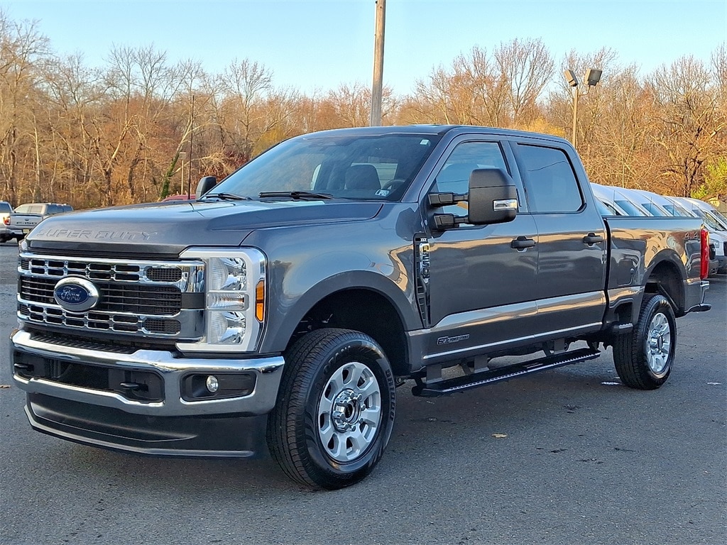 Certified 2024 Ford F-250SD XLT Truck Crew Cab