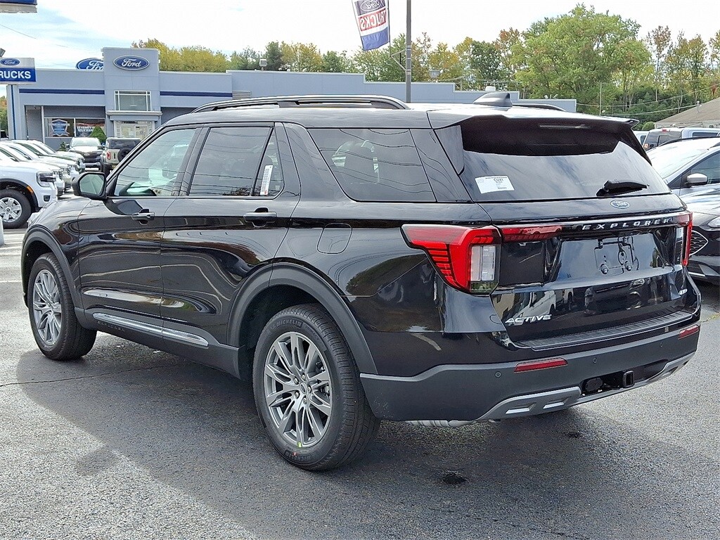 New 2025 Ford Explorer Active SUV