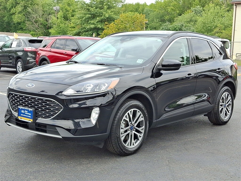 2022 Ford Escape SEL photo 2
