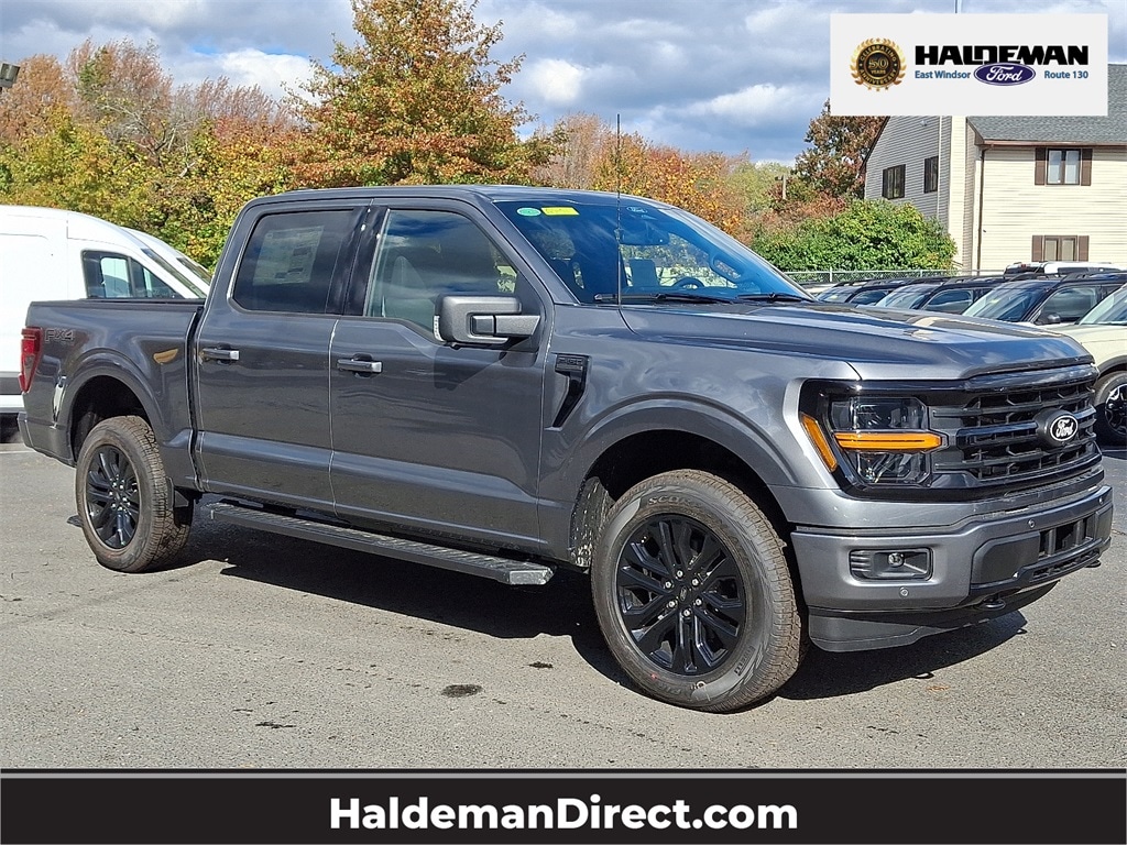 2025 Ford F-150 Truck SuperCrew Cab 