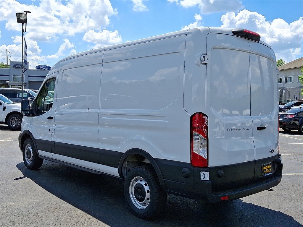 2025 Ford Transit photo 3
