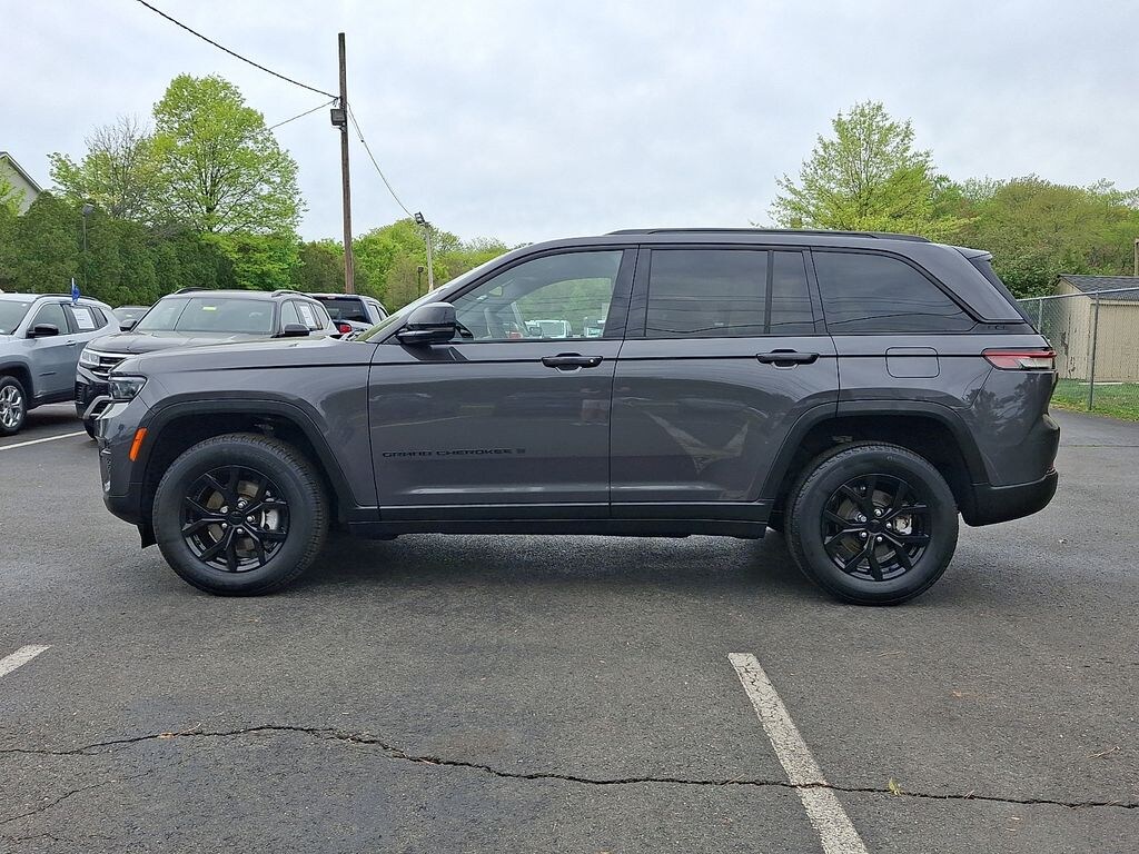 Certified 2025 Jeep Grand Cherokee Altitude X SUV