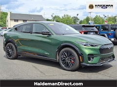 2025 Ford Mustang Mach-E Premium SUV