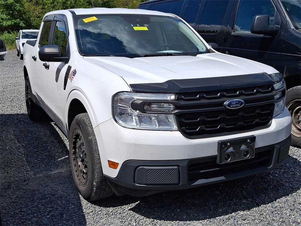 2022 Ford Maverick XL photo 2