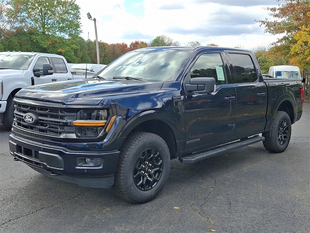 New 2025 Ford F-150 XLT Truck SuperCrew Cab