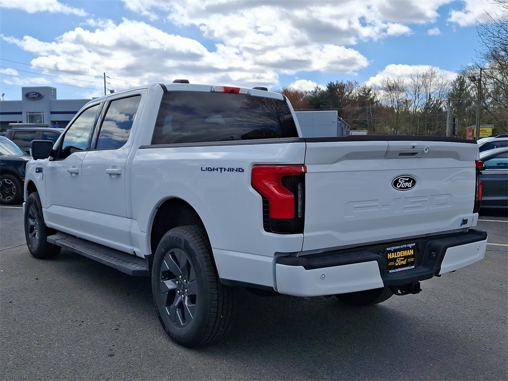 New 2023 & 2024 Ford F-150 Lightning Near East Windsor, NJ