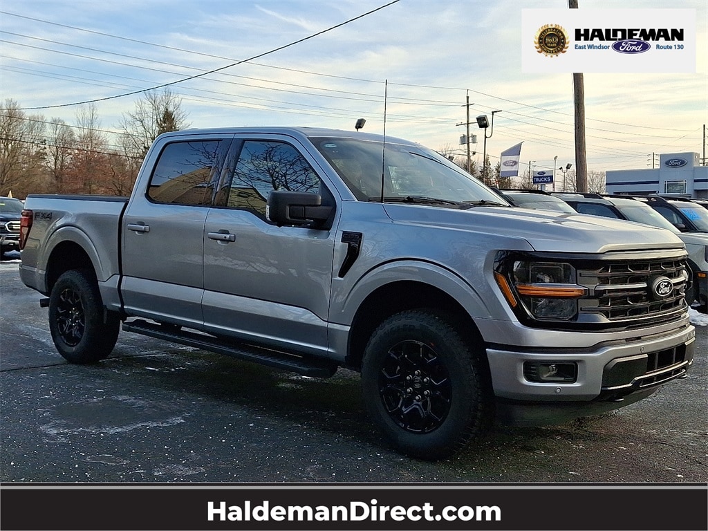 2025 Ford F-150 XLT's photo