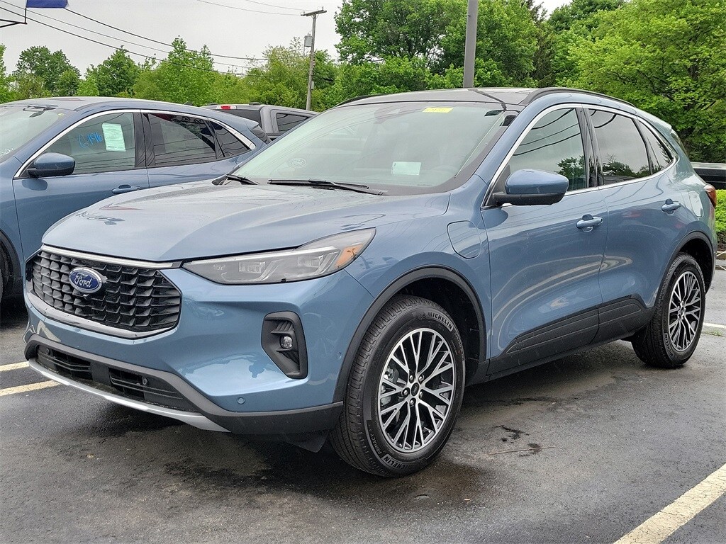 2024 Ford Escape Base photo 2