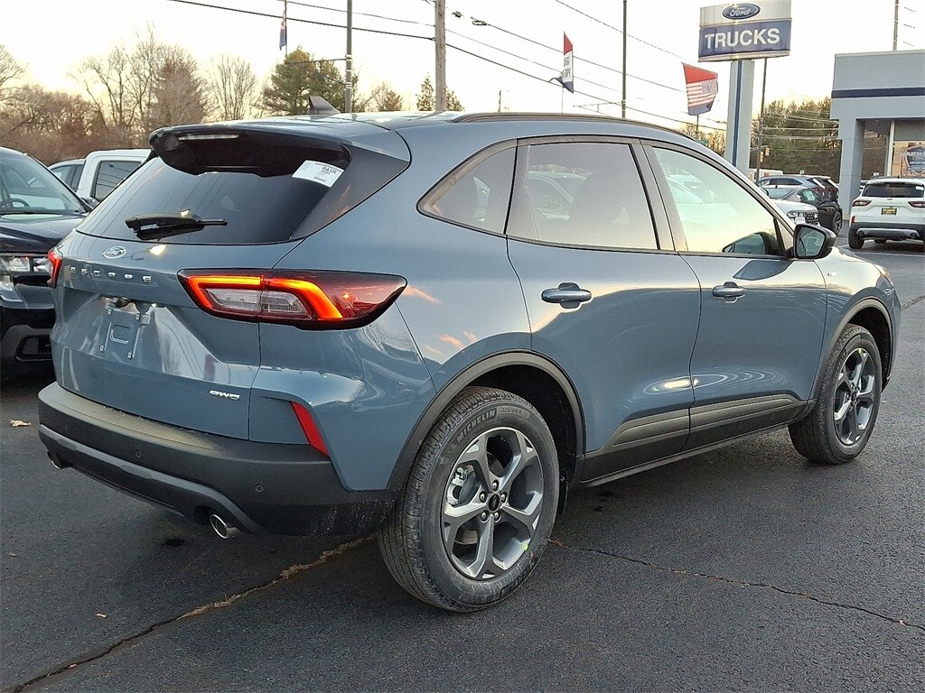 New 2026 Ford Escape ST-Line SUV