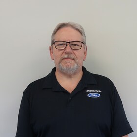 Staff member Alex Chambers from ID_8748e85b09fc