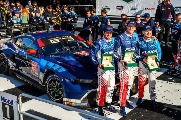 FireShot%20Capture%20009%20-%20Ford%20Mustang%20GT3%20Earns%20Milestone%20First%20Global%20Victory%20at%20Daytona%20-%20_%20-%20%5Bmedia.ford.com%5D.png