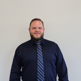 Staff member Tito Palmela from ID_f7884c8c8736