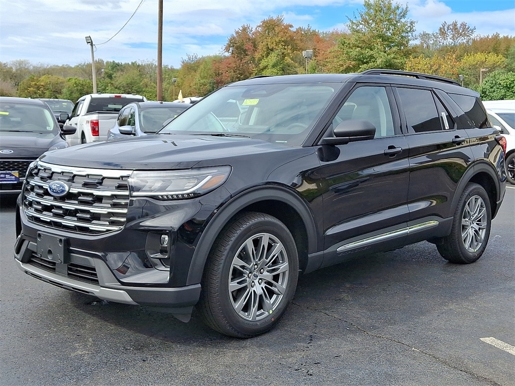 New 2025 Ford Explorer Active SUV