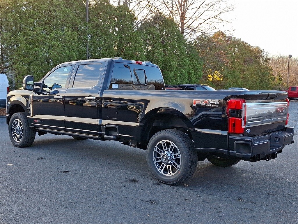 2026 Ford F-350 Platinum photo 3