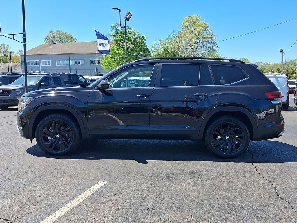 Certified 2022 Volkswagen Atlas 3.6L V6 SE w/Technology SUV