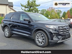 2025 Ford Explorer Active SUV