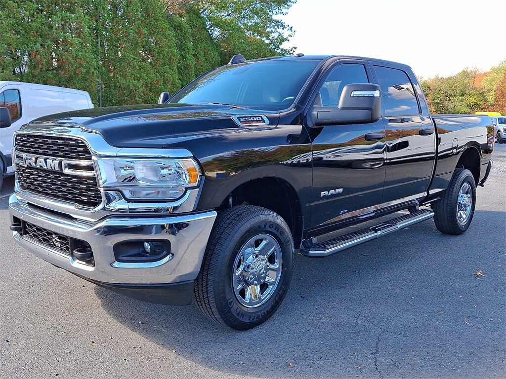 2024 Ram 2500 Big Horn photo 3