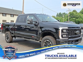 2025 Ford F-250 Lariat Truck Crew Cab