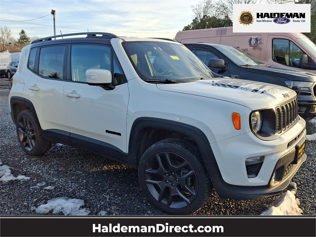 2019 Jeep Renegade Latitude's photo