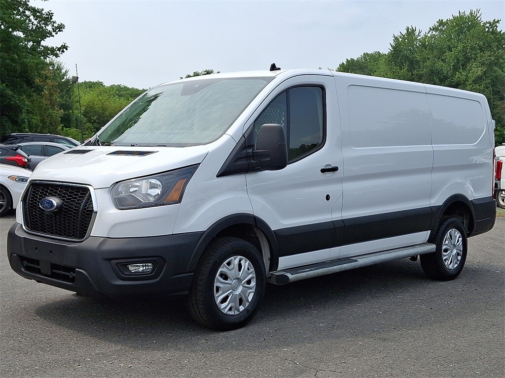 2023 Ford Transit photo 3