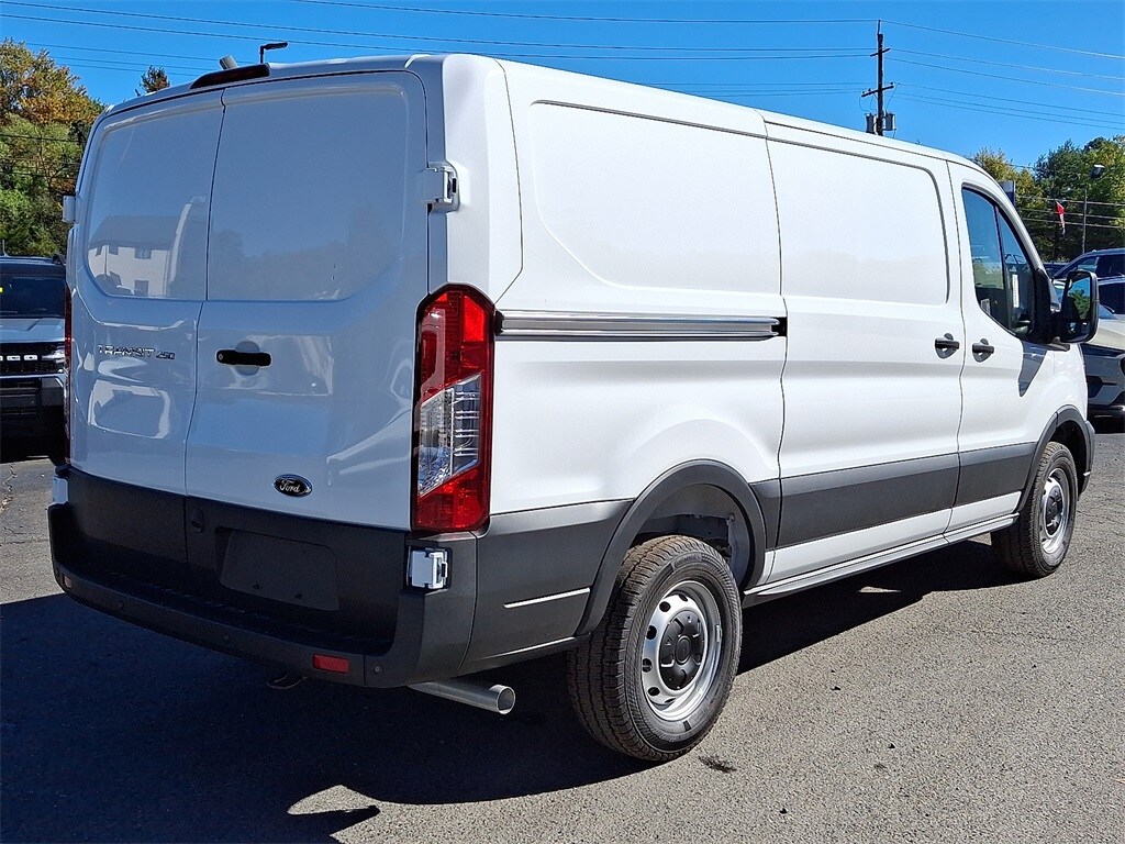 2025 Ford Transit photo 4