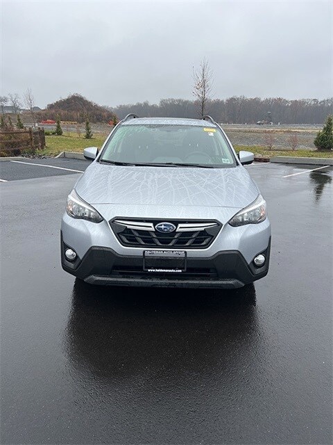 2023 Subaru Crosstrek Premium photo 2