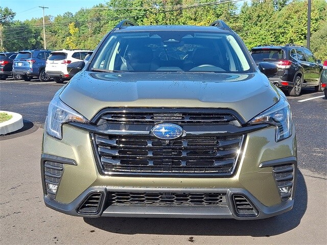 2025 Subaru Ascent Onyx Edition Touring photo 2