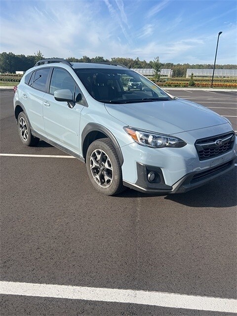2019 Subaru Crosstrek 2.0i Premium photo 3