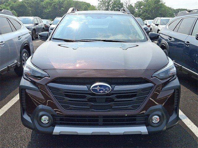 2025 Subaru Outback Limited photo 2