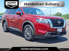 2022 Nissan Pathfinder SV SUV