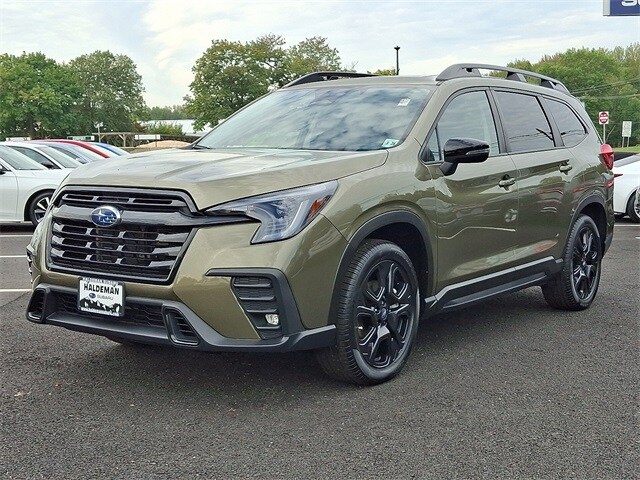 2023 Subaru Ascent Onyx Edition photo 3