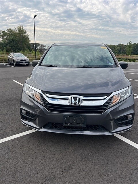 2019 Honda Odyssey LX photo 2
