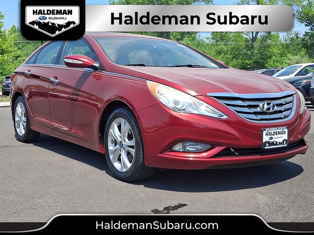 2011 Hyundai Sonata Limited I4 A/T PZEV's photo