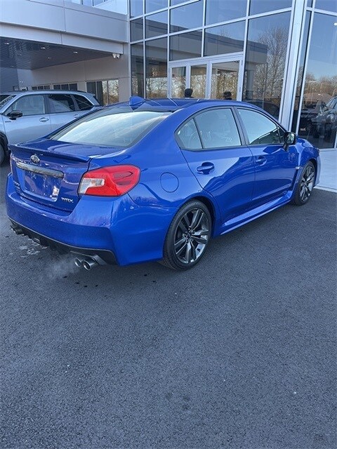 2016 Subaru WRX Limited photo 3