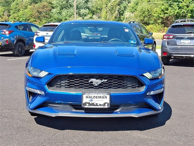 2018 Ford Mustang EcoBoost Premium photo 2