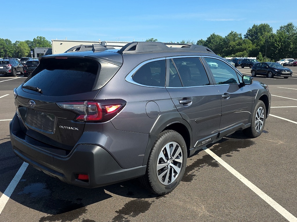 Used 2023 Subaru Outback Premium