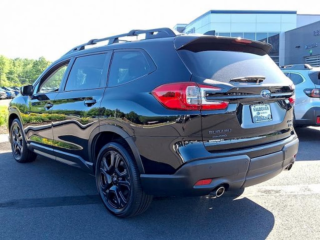 Used 2023 Subaru Ascent Onyx Edition Limited 7-Passenger SUV