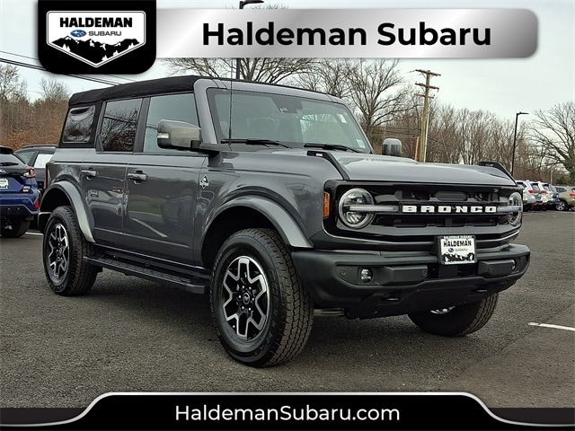 2024 Ford Bronco 4-Door Outer Banks's photo