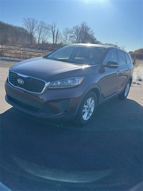 2019 Kia Sorento LX's photo