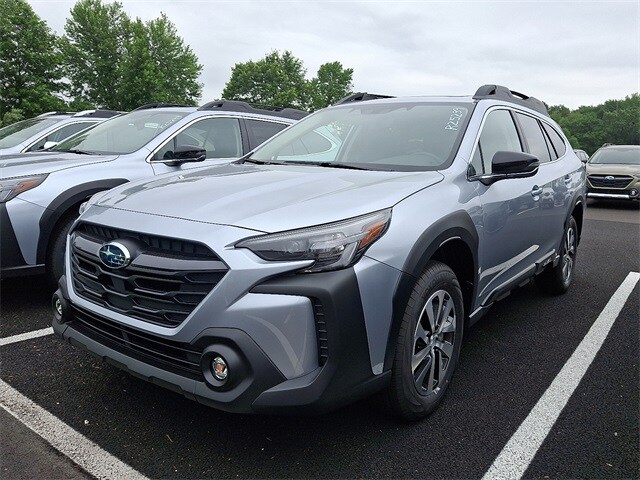 2025 Subaru Outback Premium photo 2