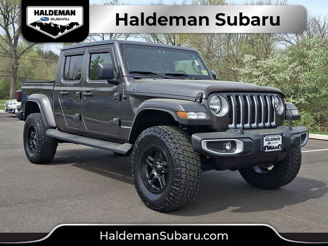 2021 Jeep Gladiator Overland's photo